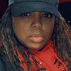 Meet your Posher, Tanisha
